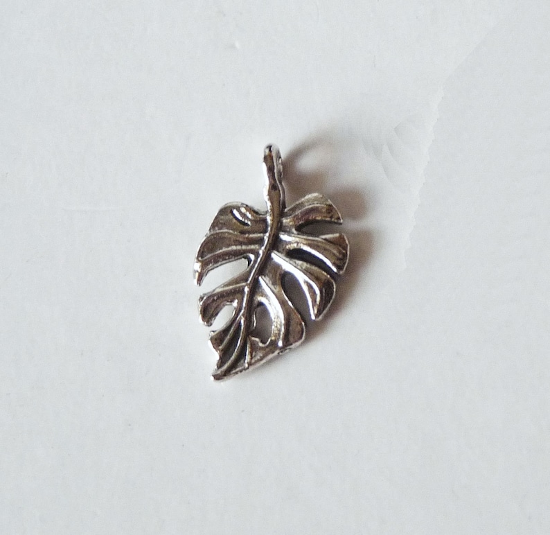 Leaf Spacer Beads 48x Maple Leaf Charms Necklace Charms C610 Maple Leaf Drops Charms for Bracelet Silver Tone Leaves Charms