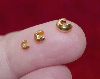 10 tapones para cuentas con forma de nudo de acero inoxidable, extremos de engarce dorados, 3 tamaños de extremos de rosca G065