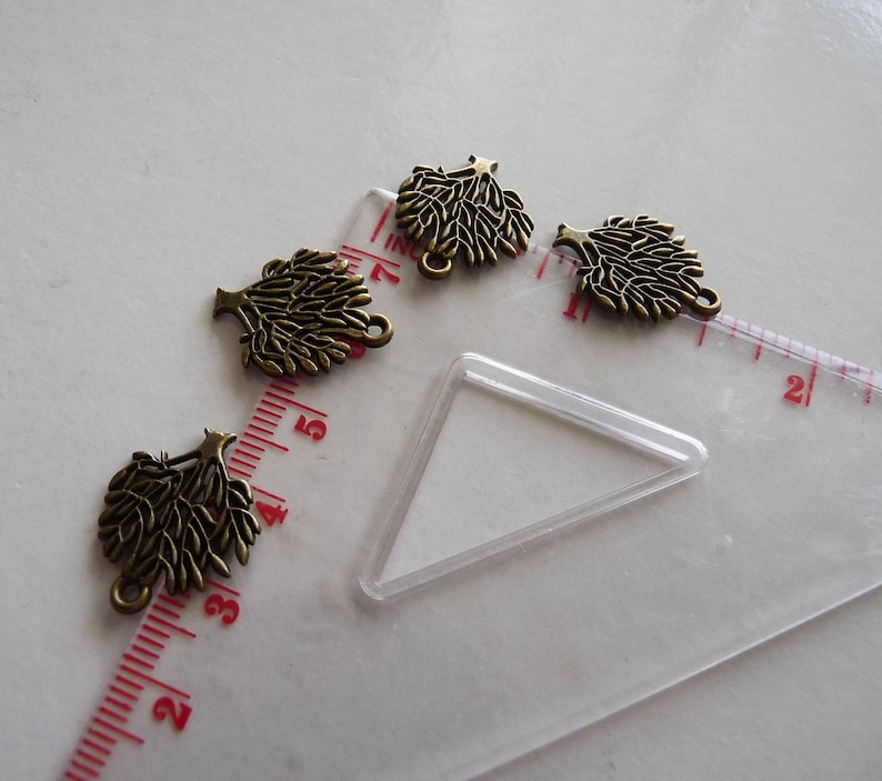 Tree Pendants C171 Antiqued Bronze Charms The Tree of Life Necklace Pendant Charms for Bracelet Life-Tree Charms Tree Charms