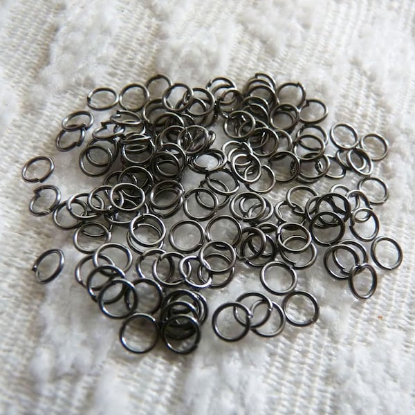 50/100x Black 4mm Open Single Loop Jump Rings, Jet Black Clasp Connectors, Bail connectors, Jewelry Findings E001