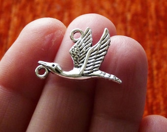 4/8 breloques cigognes, pendentifs grues volantes, ton argent vieilli C147