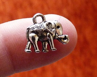 30x Elephant Bulk Charms, 2 Sided Antique Silver Tone U151