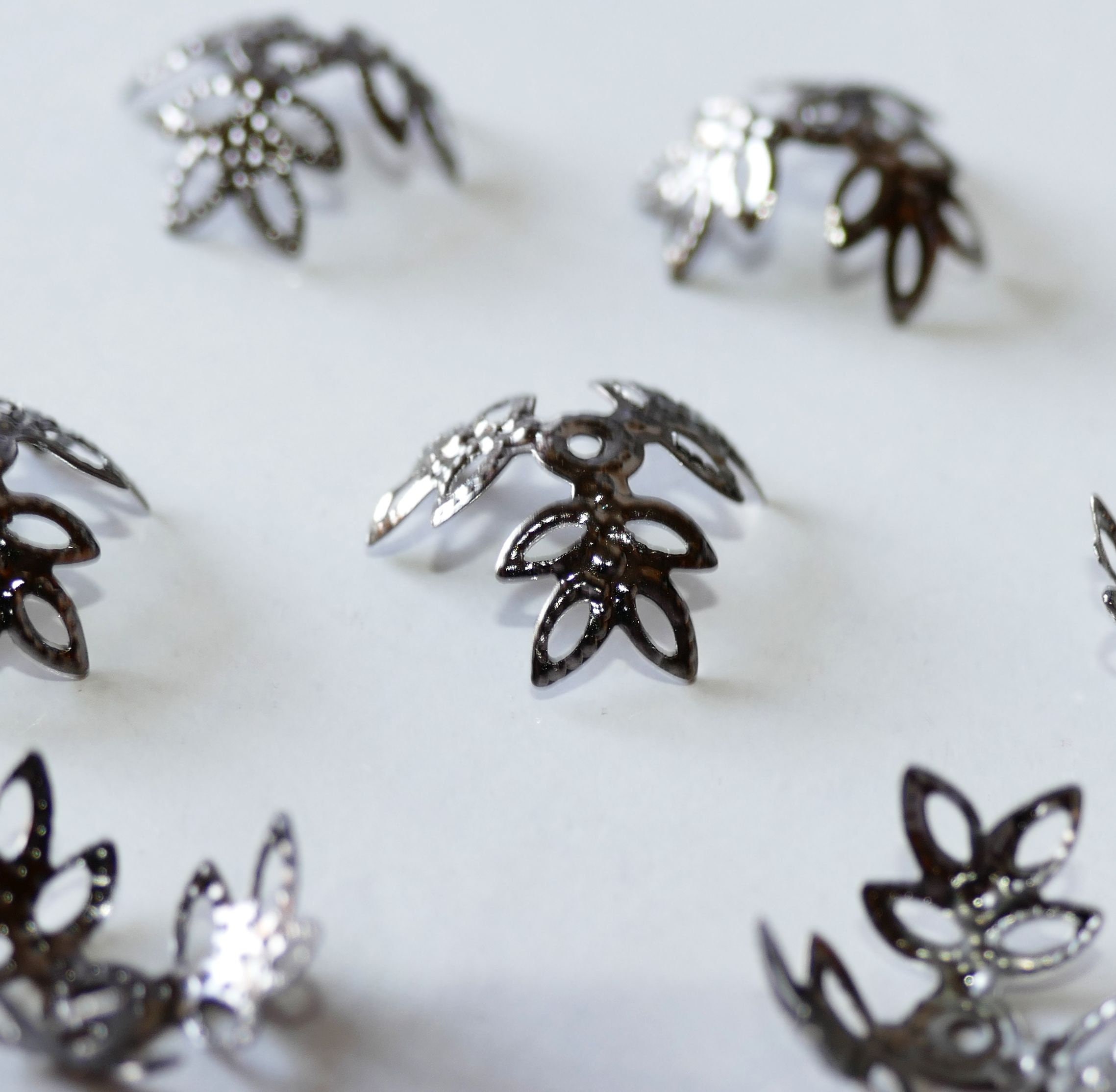 20x Black/copper Flower Bead Caps, 12mm Filigree Three Leaf