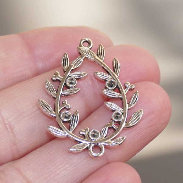 2x Laurel Wreath Leaf 2 Hole Earring/Bracelet Connector Charms, Antique Silver F093