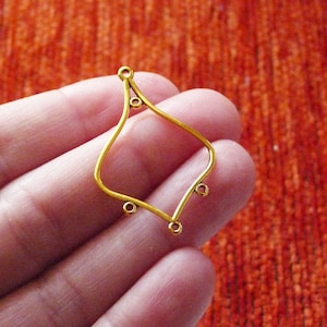 4 conectores de aretes dorados, conectores de aretes de araña dorados, conectores de araña de 3 agujeros, componentes de aretes, accesorios de aretes B373