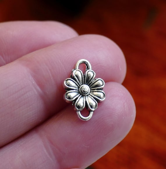 10x Tiny Flower 2 Hole Connector Charms, Small Charms for Bracelet/Earrings, Antique Silver Tone D321