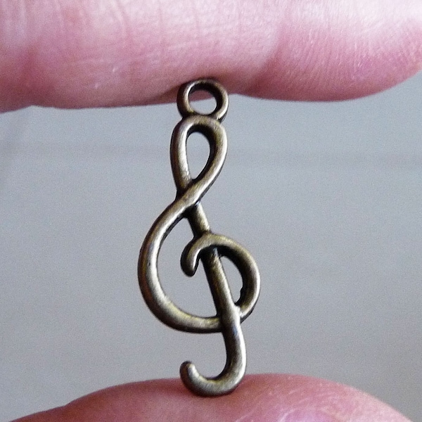 5x Bronze Music Note Charms, Treble Clef Charms