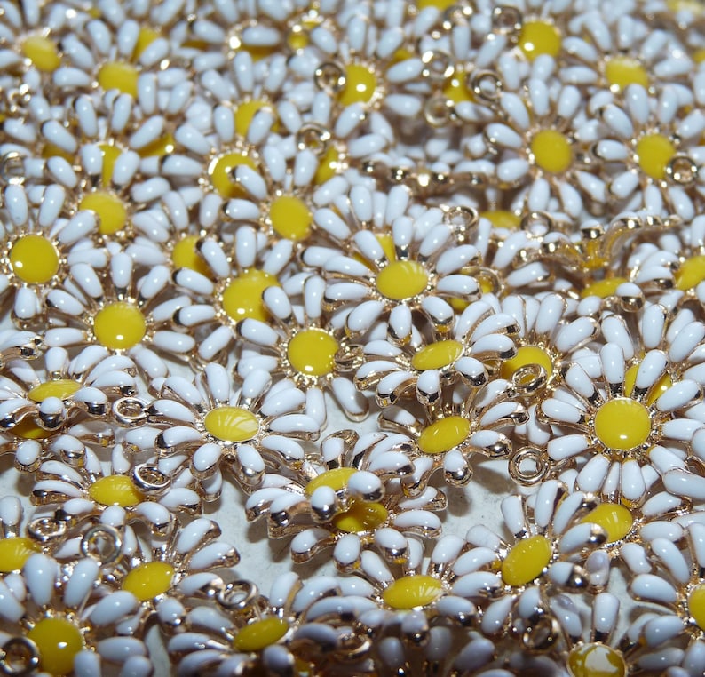 5x Daisy Charms Enamel Daisy Flower Charms for Bracelet Etsy