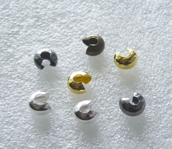 Craftdady 180 Pezzi In Ottone A Crimpare Nodo Copre 6 Mm Metà Tondo Perline Fine Per La Creazione Di Gioielli, 6 Colori, Foro: 2,2 Mm - Foto 4