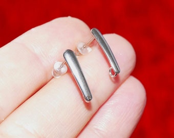 8x Pin Bar-oorbellen met open lus, roestvrijstalen oorschelpen + rubberen achterkant C660