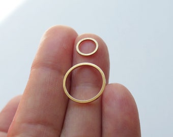 10x Champagne Gold Closed Soldered 18 Gauge Flattened Jump Rings 8mm/15mm Spacer Beads J036