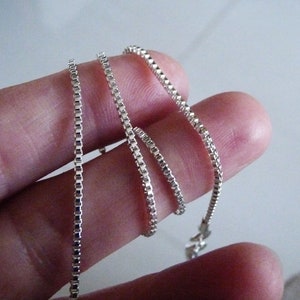 Collar de cadena de caja bañada en plata 925 de 2 x 18"/20", cadena fina de 1,5 mm con cierre de mosquetón H025