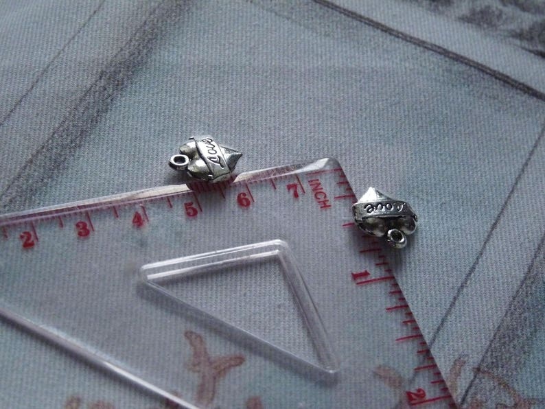 Charms for Bracelets Bracelet Charms 5x Heart Charms Necklace Pendants Charms 2 Sided Antique Silver Tone Love Charms Love Charms