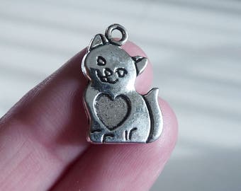 4/8x Cat Kitten Heart Charms, Antique Silver tone Retro Animal Pendants U139