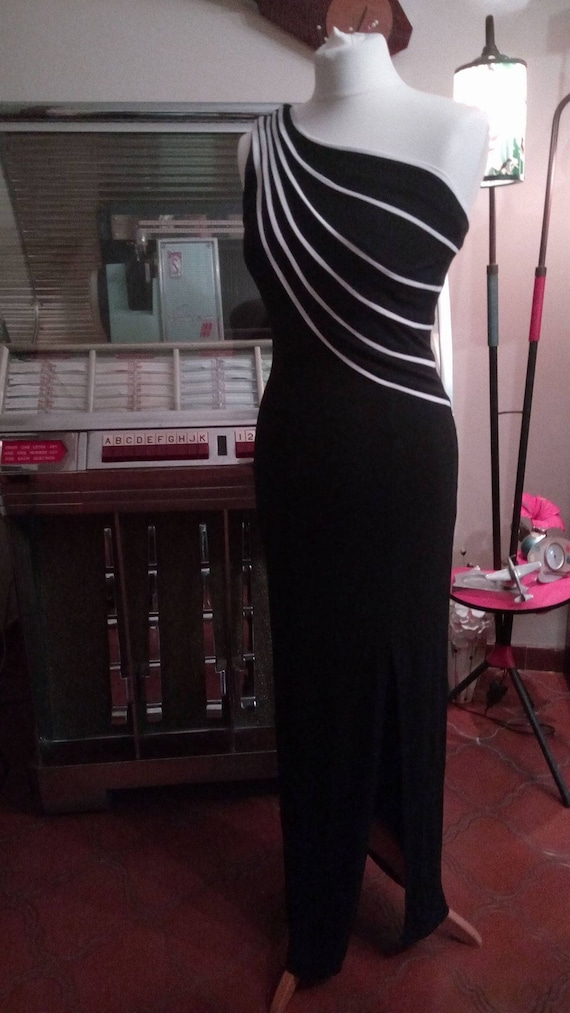 Parisian dress! black and white