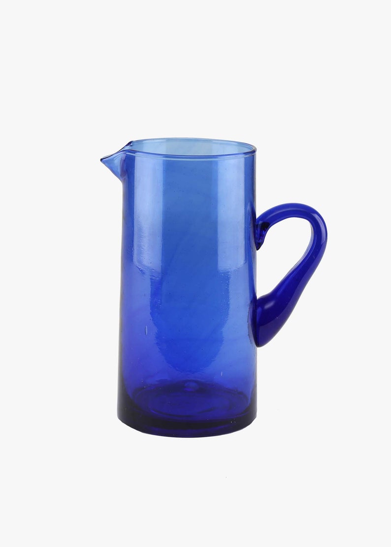 Carafe à eau marocaine en verre recyclé, Le Verre Beldi, durable, fait main, verre de récupération, verre soufflé à la main, verre coloré image 9