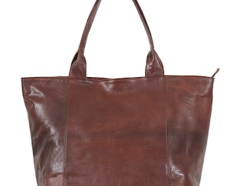 medium size leather purse