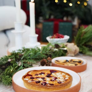 MID-SEASON SALE White Glazed & Natural Terracotta Lipped Plate, Handmade Dinnerware, White Serving Dish, Catch-All Dish