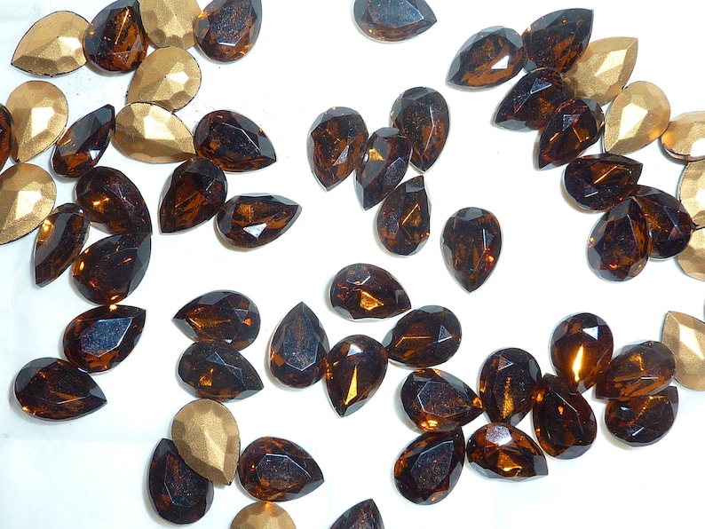 Pack of 6. Preciosa Vintage Pointy Pearshape Crystals Smoked Topaz 14 x 10mm