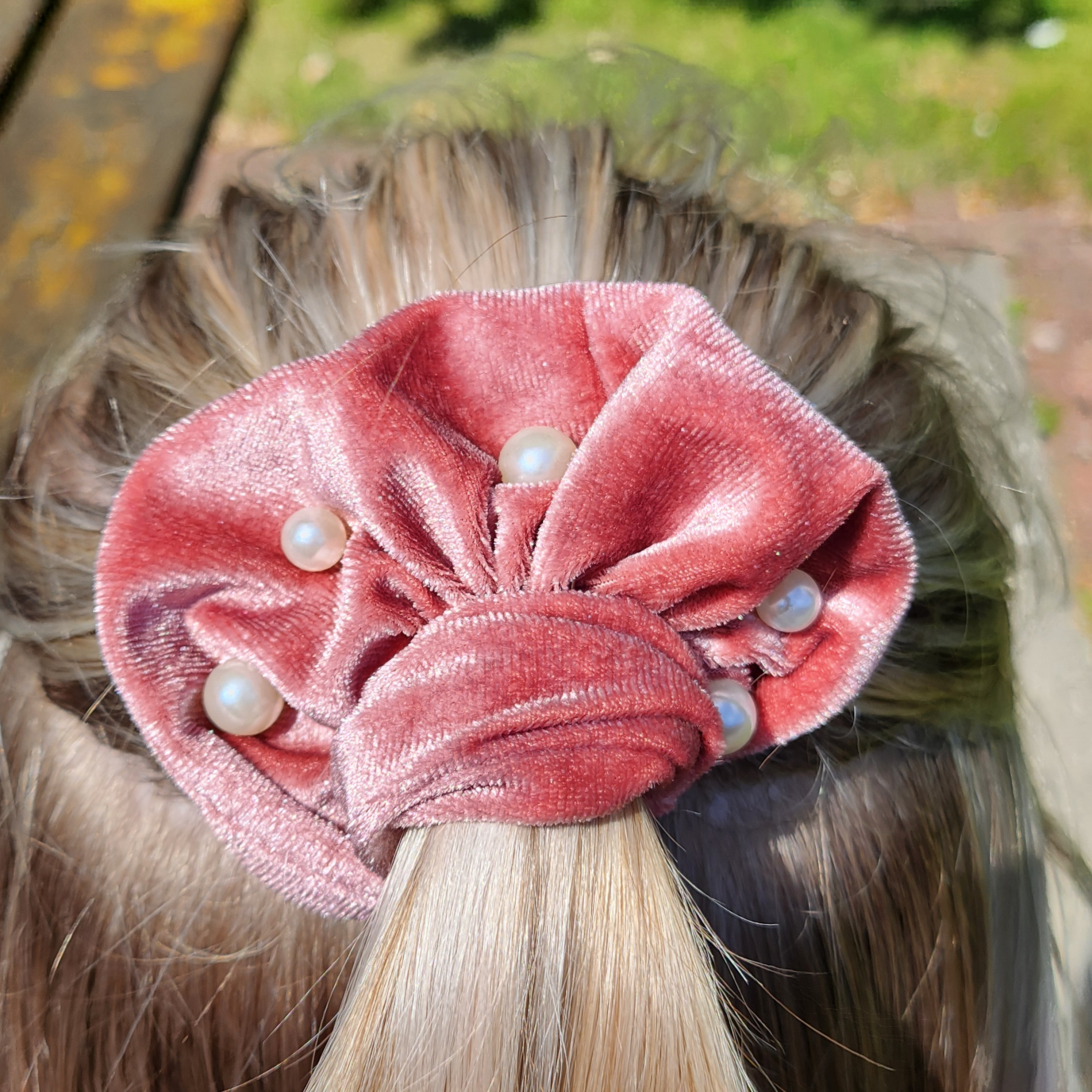 Elegant Pink Velvet Hair Scrunchies With Beautiful Round