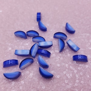 Echte Preciosa Vintage Crescent Cabochon - Kobalt (04974) | Rijk diepblauw voor het maken van sieraden en kaarten, unieke, elegante designelementen