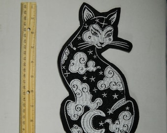 Black Frame Embroidered Iron On Applique Patch W//Stone Accent Eyes Cat
