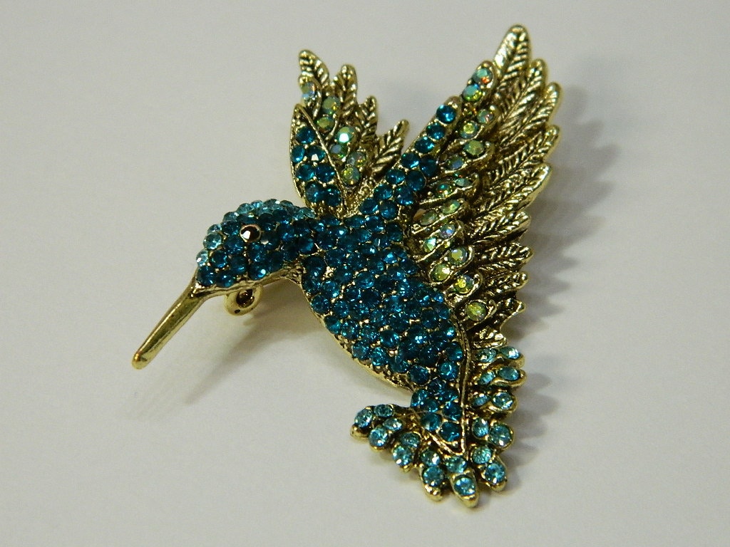 StockPins Bird Lapel Pin in Gold - Vintage Pins and Animal Lapel Pins for  Women and Men, Hummingbird or Cardinal Pin Backpack Pins and Hat Pins