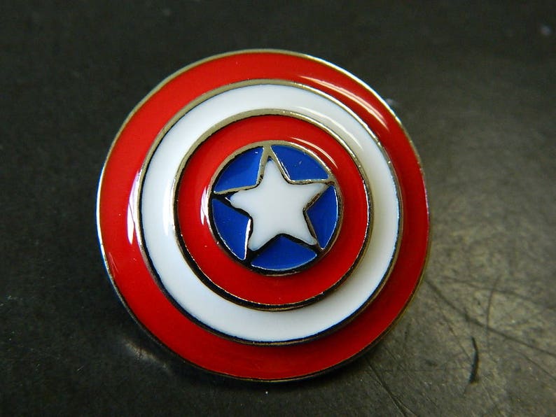 Marvels Captain America Decorative Lapel Pin - Capt. America's Shield Lapel Pin - Steve Rodgers Capetian America Comics Costume Pins #B517