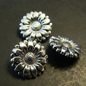 18MM Metal Alloy Silver Gray Flower Floral Daisy Metal Button - Silver Tone Metal Shank Button /W Flower Design - 2 Buttons Per Order #B600