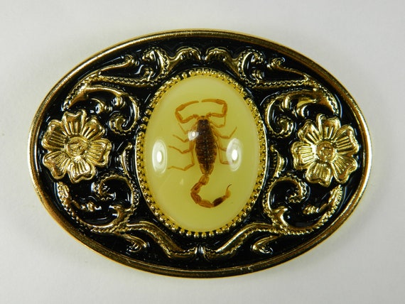 scorpion buckles