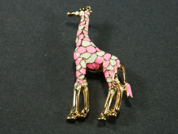 Gold Toned Pewter and Enamel Detailed Giraffe Brooch Pin - Etsy.de
