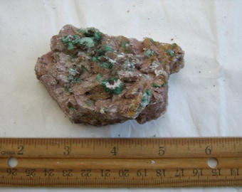 DIOPTASE VERTE DE NAMIBIE 3.8 mm x 3.0 mm ★★ P473.129T