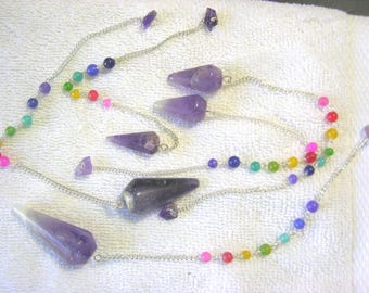 Péndulo de cristal de amatista con piedras de chakra y cuenta de sujeción, 1 por lote