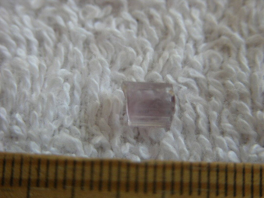トルマリン結晶標本 ピンク 希少 パラ CA クイーン鉱山 TW36 - Etsy 日本