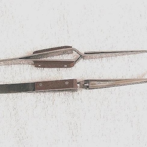 2 stainless steel insulated self locking spring grip tweezers straight & angle tips