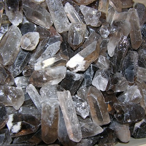 Smoky quartz natural terminated crystal points 1-2 inch 1/8 pound lots 3 plus crystals