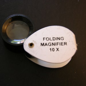 Magnifying lens small pocket loupe 10x15 MM mini loupe