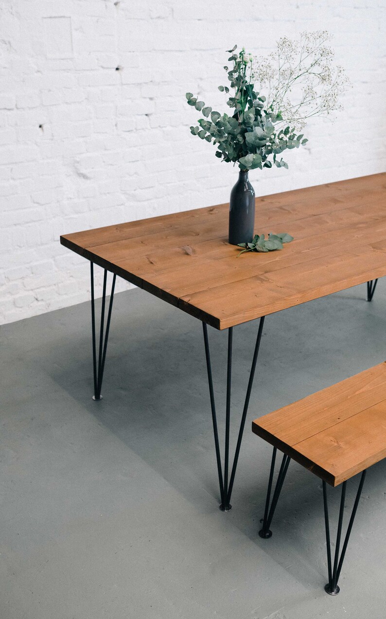 ASHTON Esstisch mit Sitzbank aus Massivholz und Stahl in Eiche | Etsy