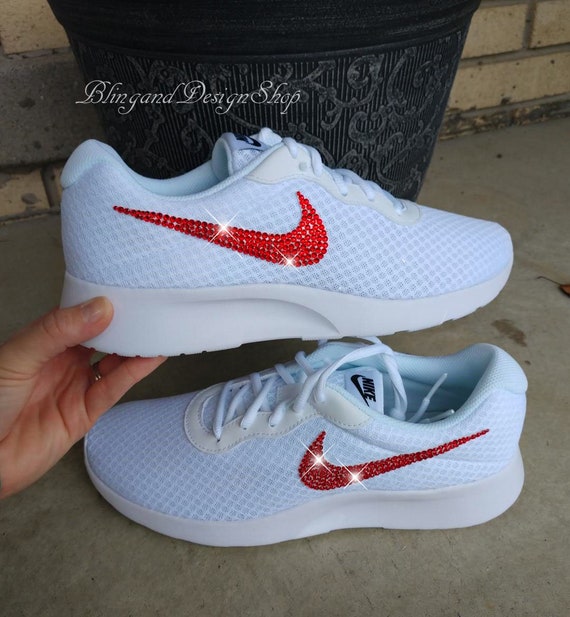 red and white nike tanjun