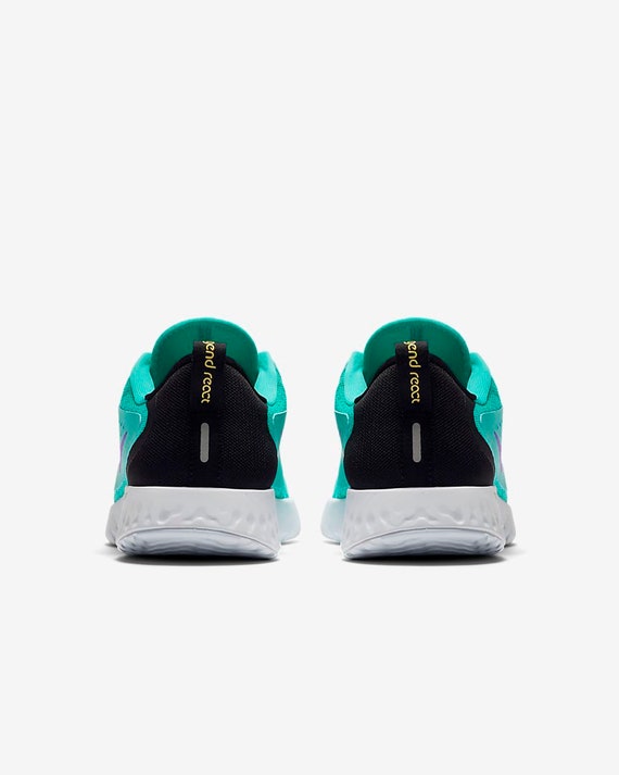 nike legend react teal