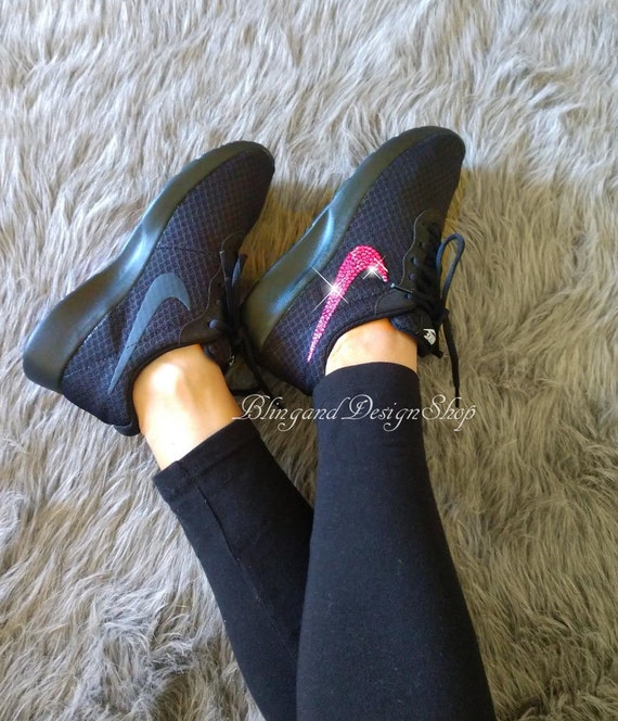 Economisch Verwarren beklimmen Kristal zwarte Nike schoenen dames zwarte Nike tanjun roze - Etsy België