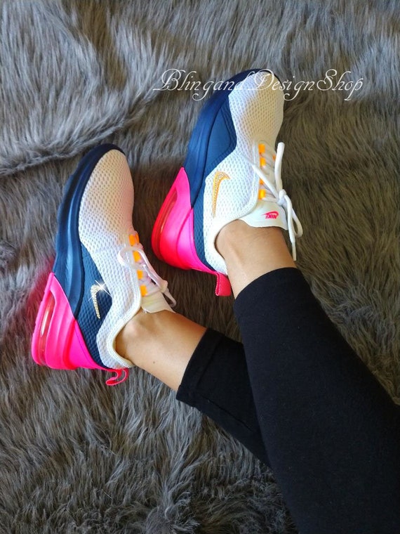 nike air max motion womens pink