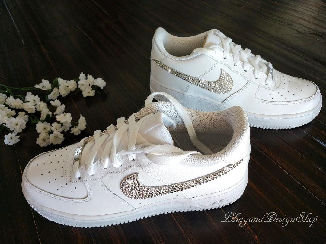 Swarovski Donna Nike Air Force All White Sneakers - Etsy Italia