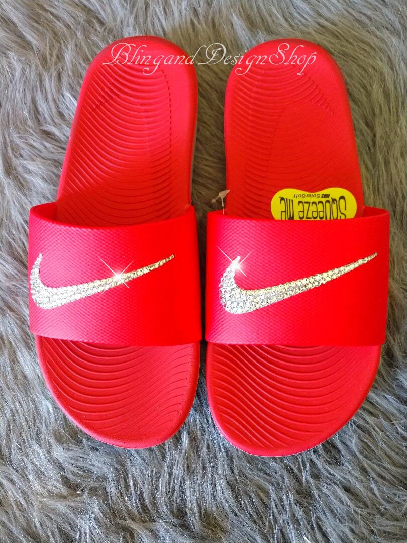 red nike sandals womens