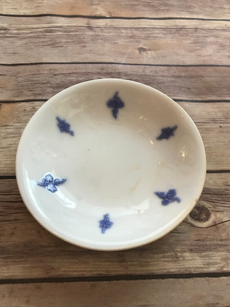 Adderley Blue Chelsea Embossed Raised Smooth Grape and Sprig 5 12 Saucer