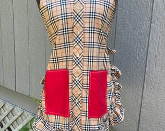 Plaid Apron, Handmade gift for the  Cook, Chef, Baker in the Kitchen, Chef Apron, Baker Apron, Gift for Mom, Moms Apron, FREE SHIPPING