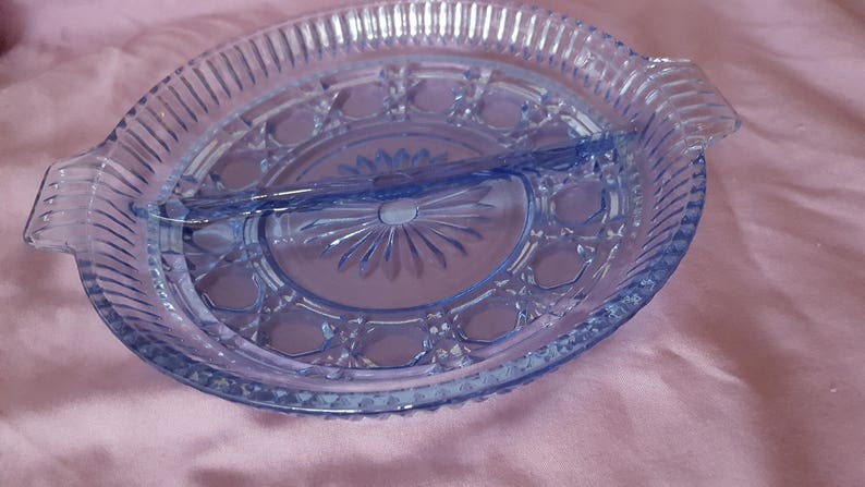 Crystal Blue Round Divided Serving Dish Indiana Glass Windsor Pattern Cane /& Button Candy Nut Relish Fruit Glassware 1960s Home Dining Decor