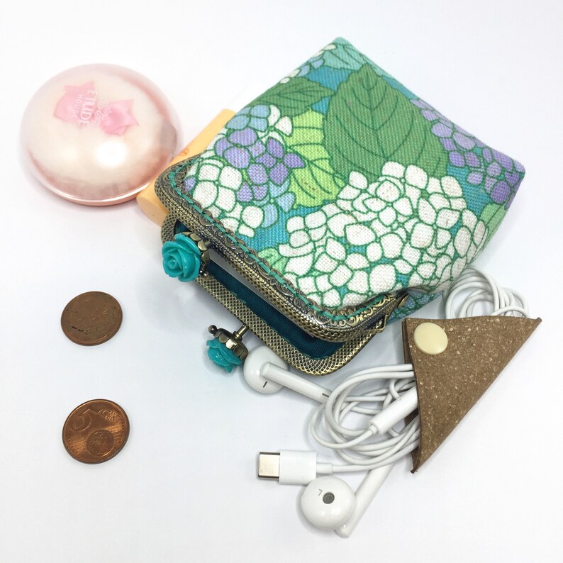 WoleaHandmade Clip Exchange Fabric Purse Women/'s Purse Purse Bag Coin Bag Flowers