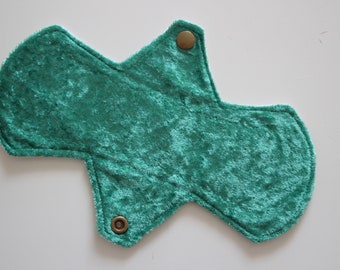 8" liner, reusable cloth pantyliner - dusty green crushed velvet