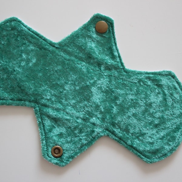 8" liner, reusable cloth pantyliner - dusty green crushed velvet